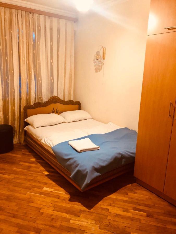 Center Hostel And Tours Γιερεβάν Εξωτερικό φωτογραφία